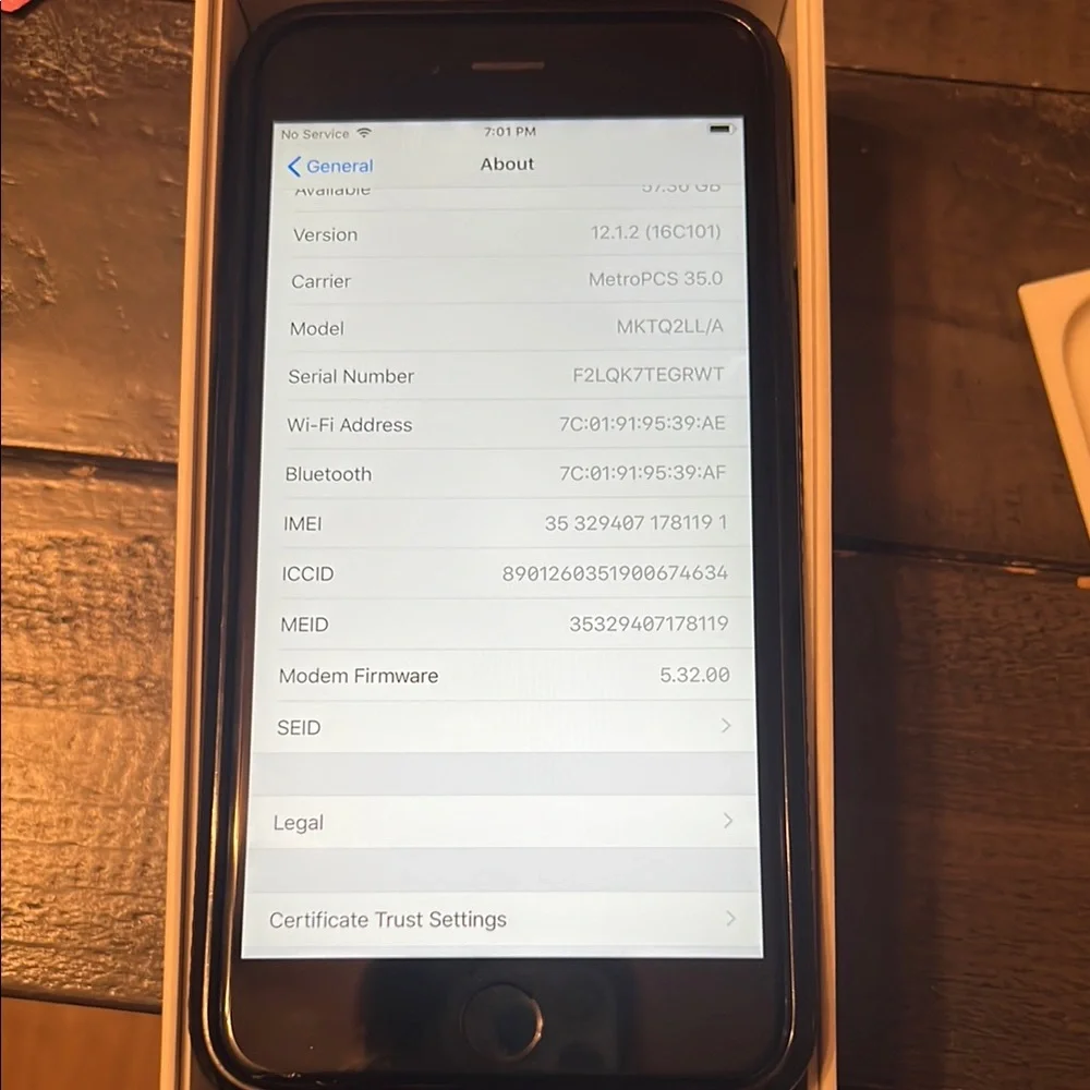 iPhone 6s Plus Space Gray iPhone with vibrant display and large size